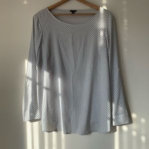 Patterned lightweight blouse